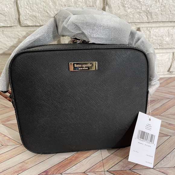 kate spade Handbags - Kate Spade Crossbody bag